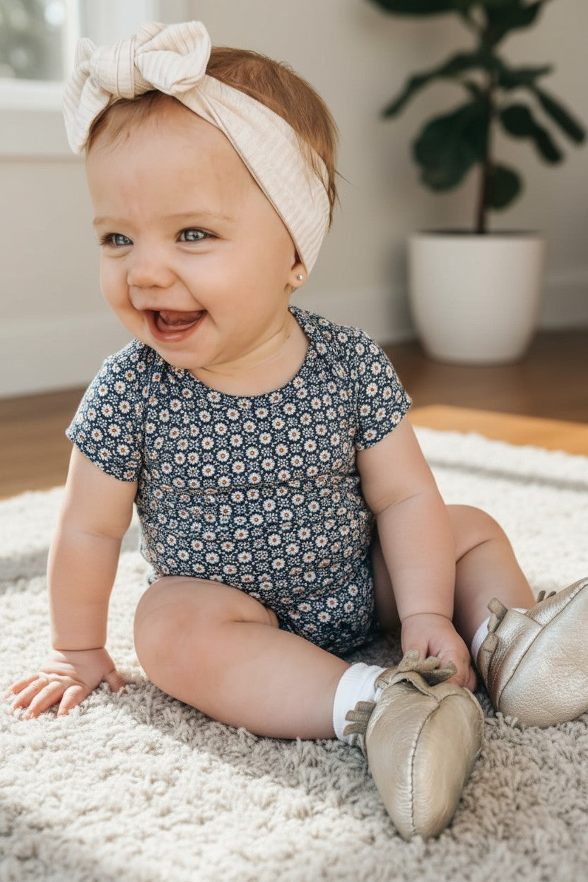 Carter’s Baby Girl 5-Pack Bodysuit Set – 12 Months (Hearts, Stripes & Florals)